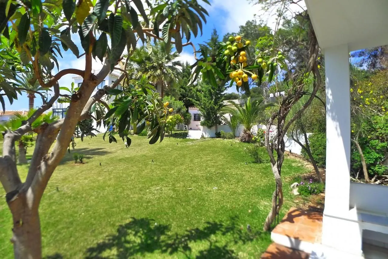 Villa Gito Maro 0*,  España
