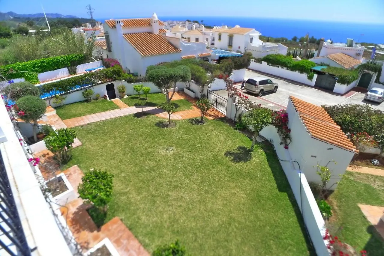 Villa Gito Maro 0*,