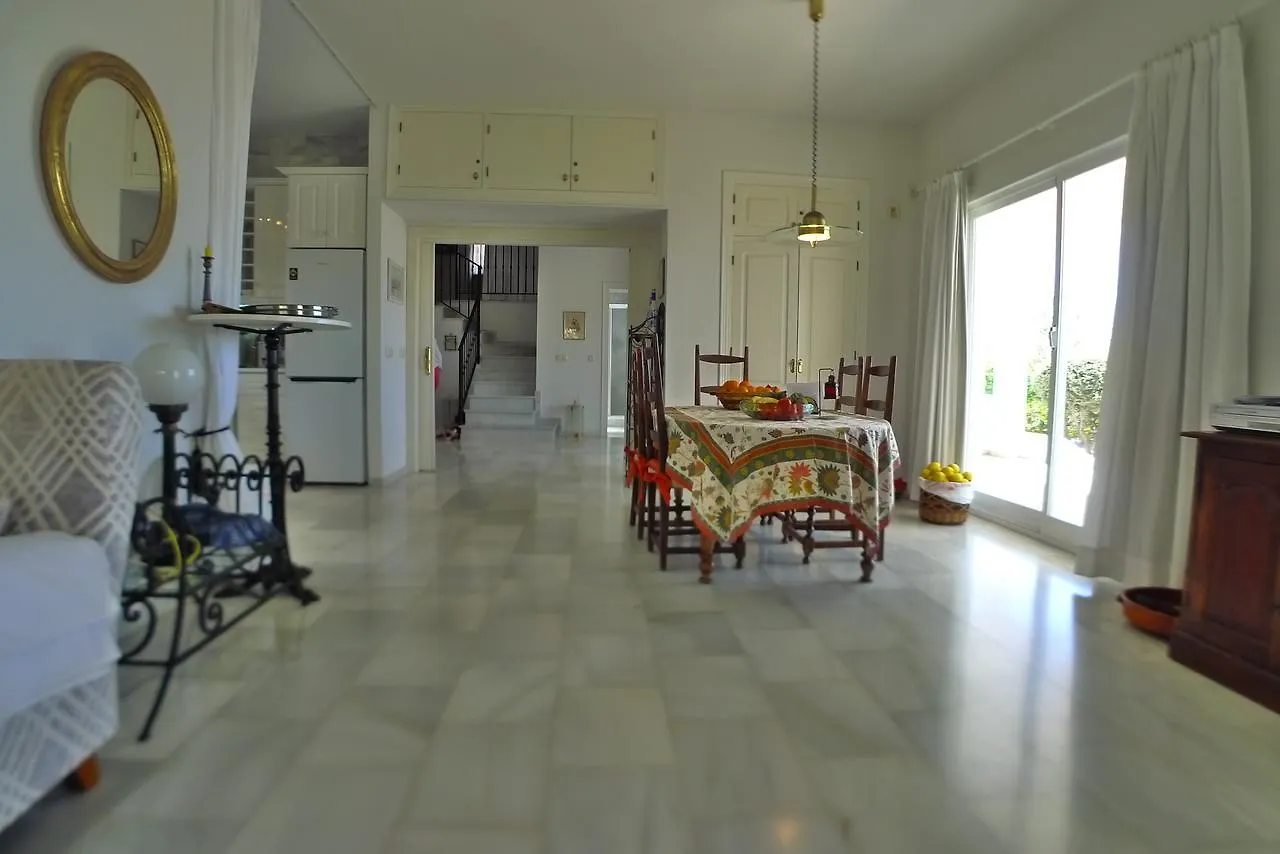 מארו Villa Gito